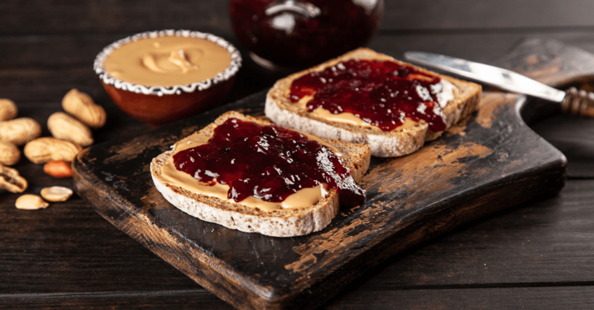 The Ultimate Peanut Butter and Jelly Sandwich - MomTrends