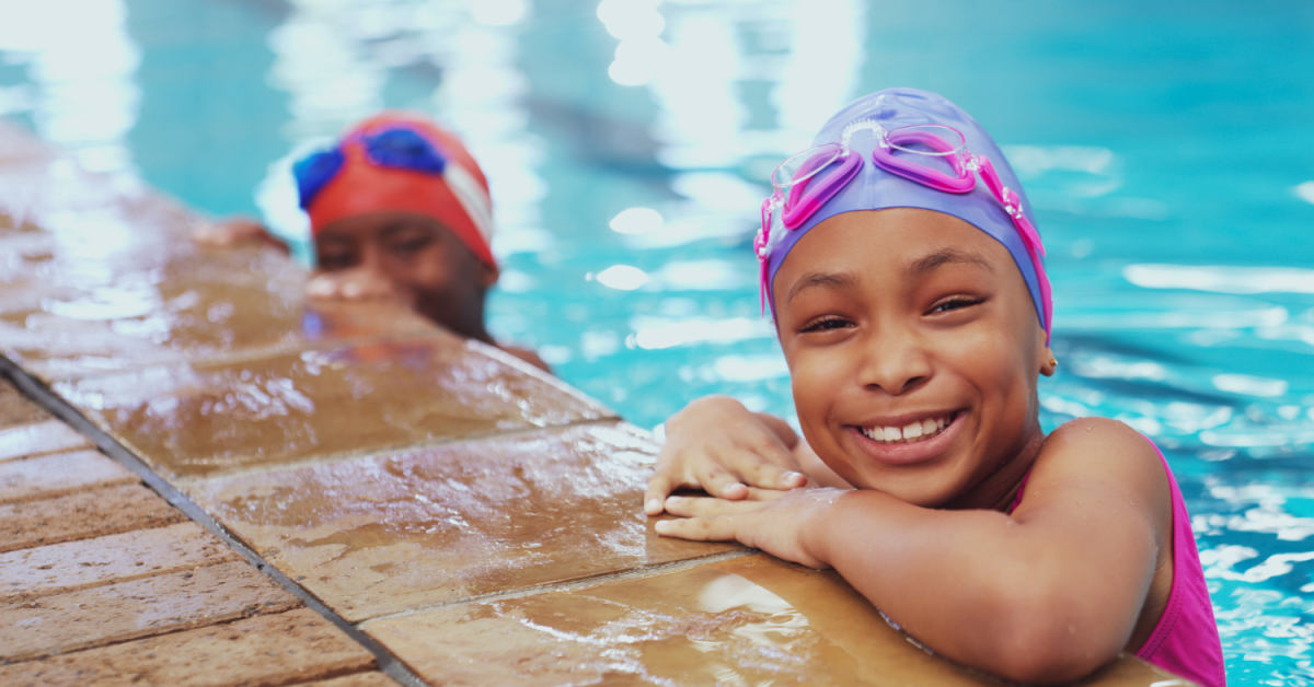 Why Kids Should Learn to Swim - MomTrends