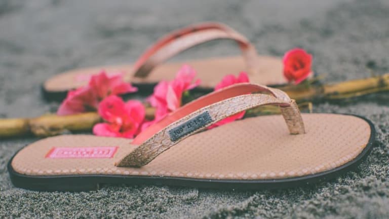 The Ten Best Flip Flops for Summer - MomTrends