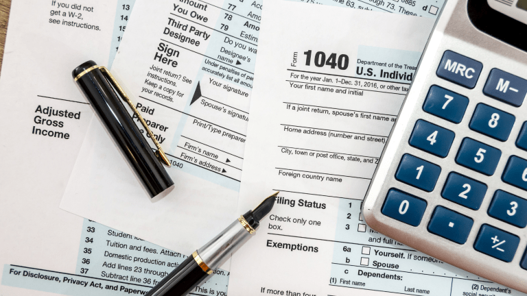 How to Prepare Yourself for Tax Day - MomTrends