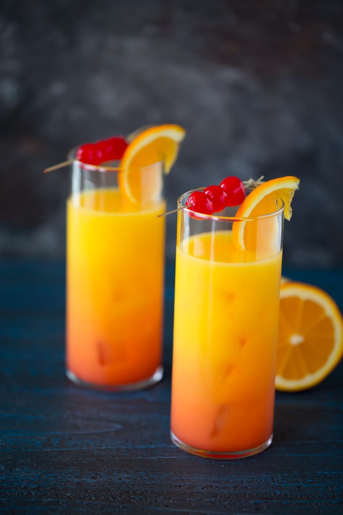 Tequila Sunrise Cocktail - MomTrends