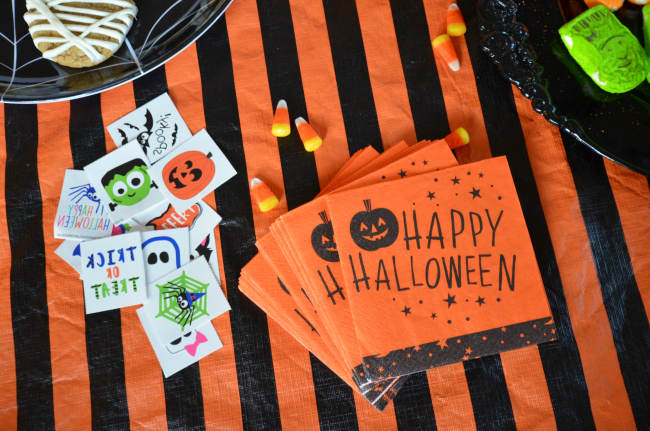 Host a Frightfully Fun Halloween Party for Kids - MomTrends