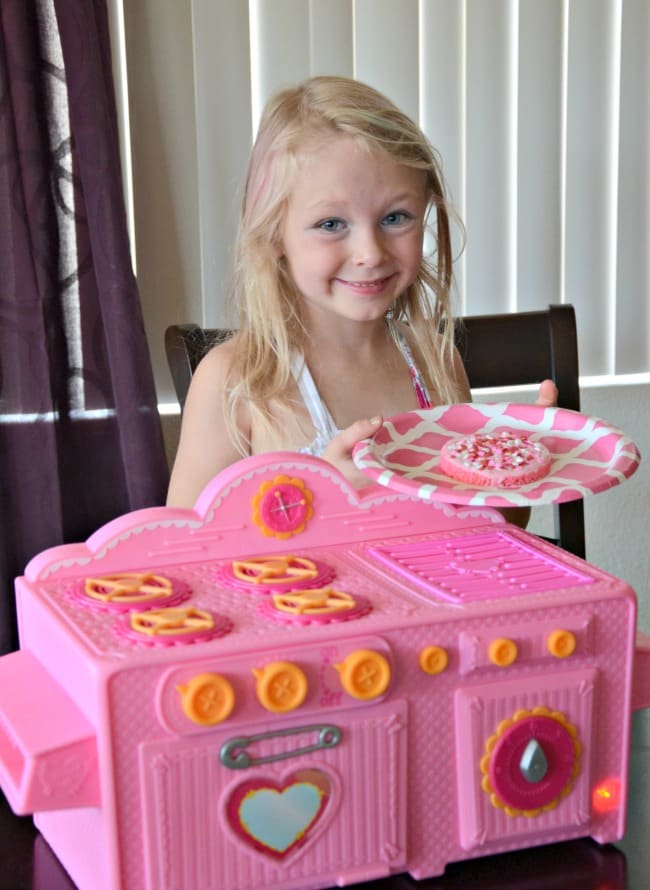 Lalaloopsy 2in1 Baking Oven {Review} MomTrends