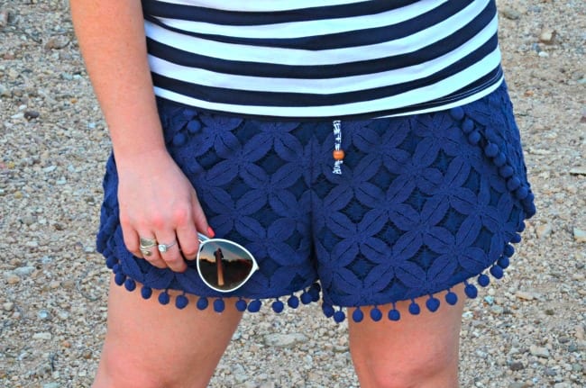 How to Style Pom Pom Shorts - MomTrends