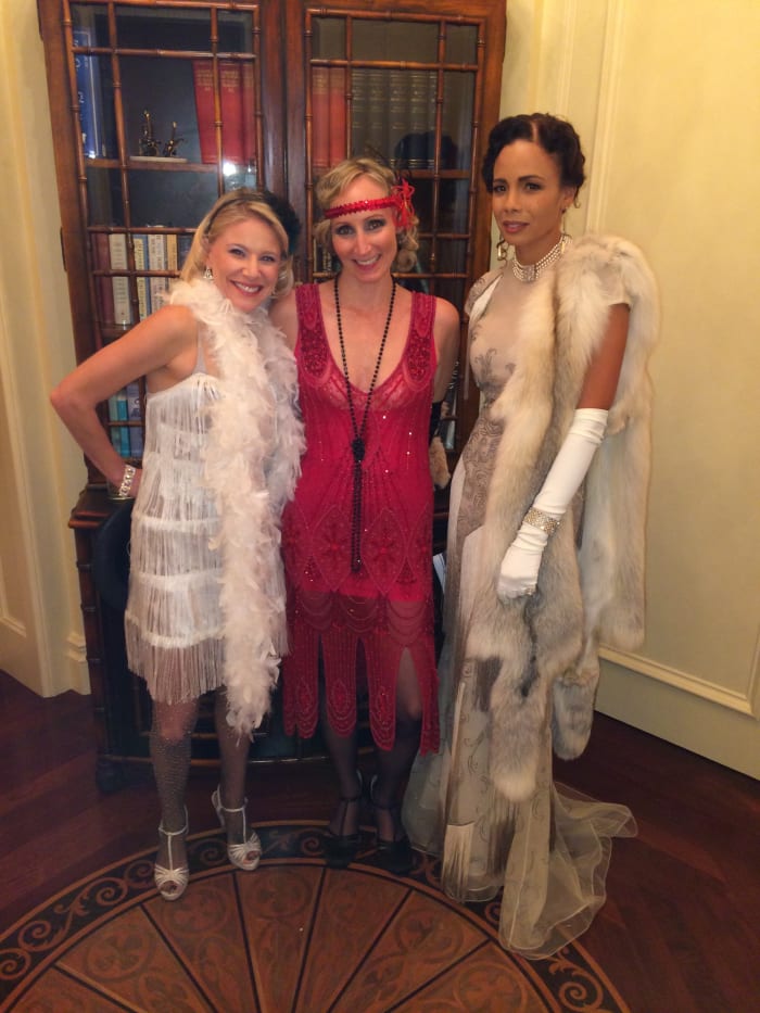 1920's New Years Eve Party - MomTrends