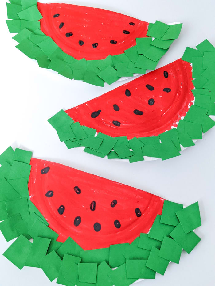 Watermelon Paper Plate Craft for Kids - MomTrends