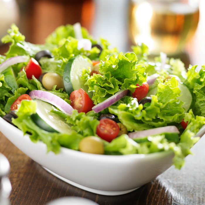 how to make the perfect salad - MomTrends