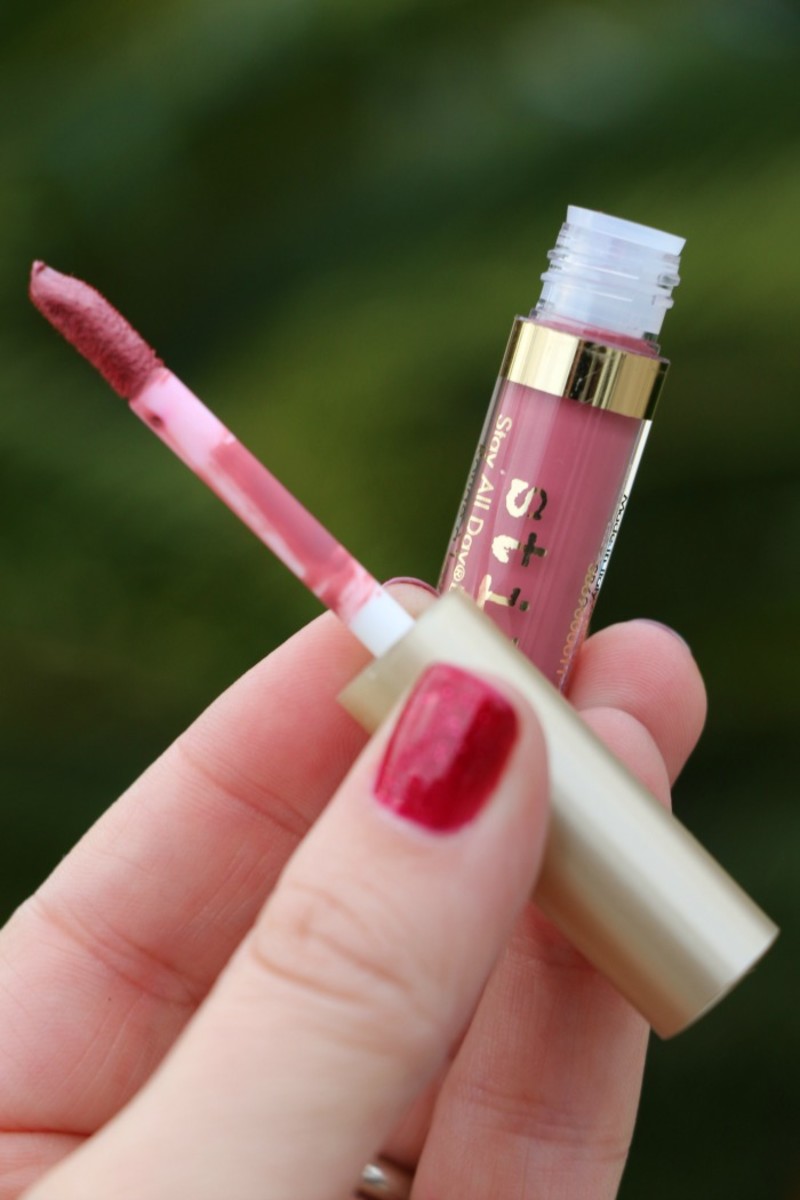 The Best Lip Gloss for Dry Lips - MomTrends