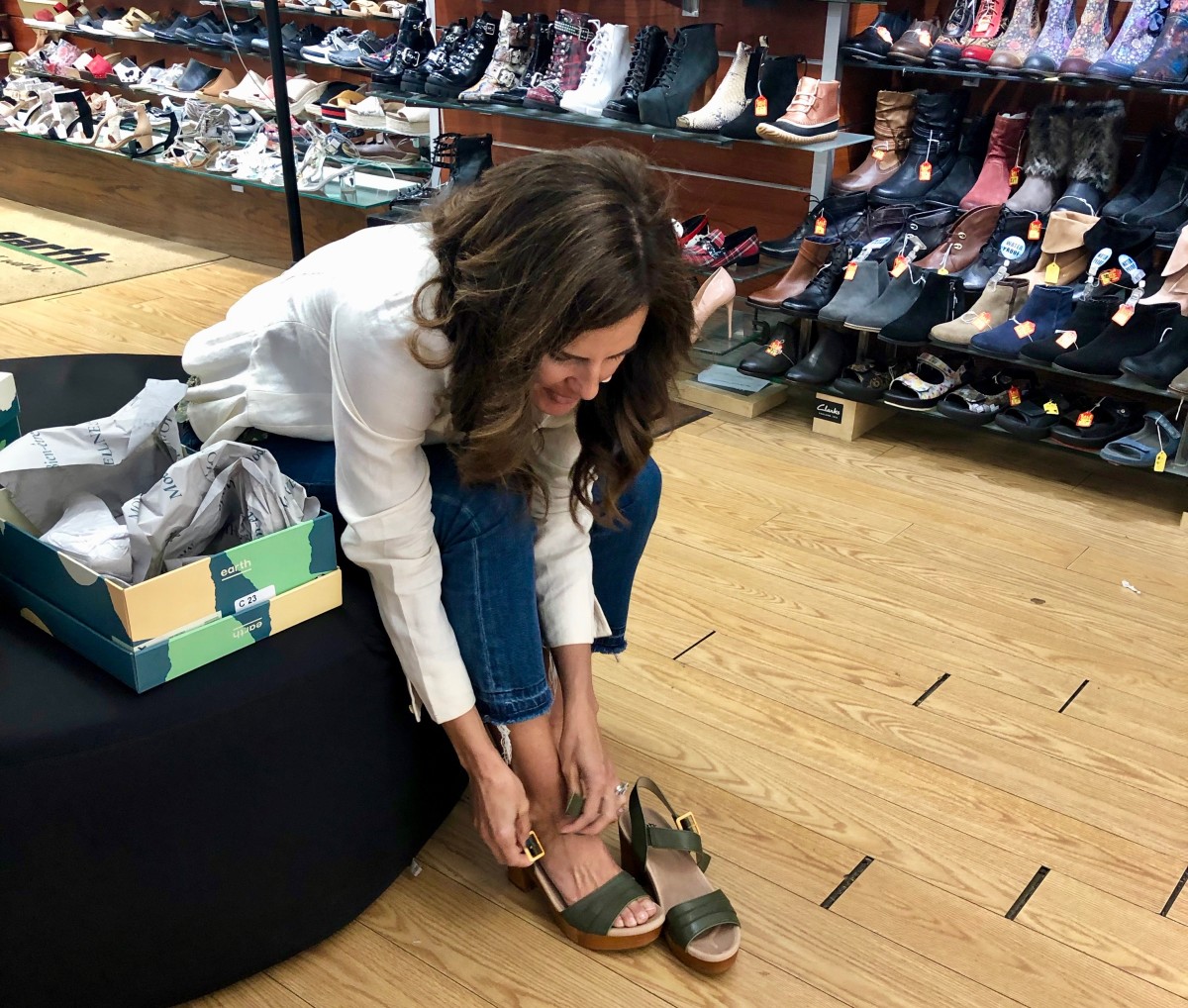 Shopping NYC Earth Shoes at Shoe Parlor 