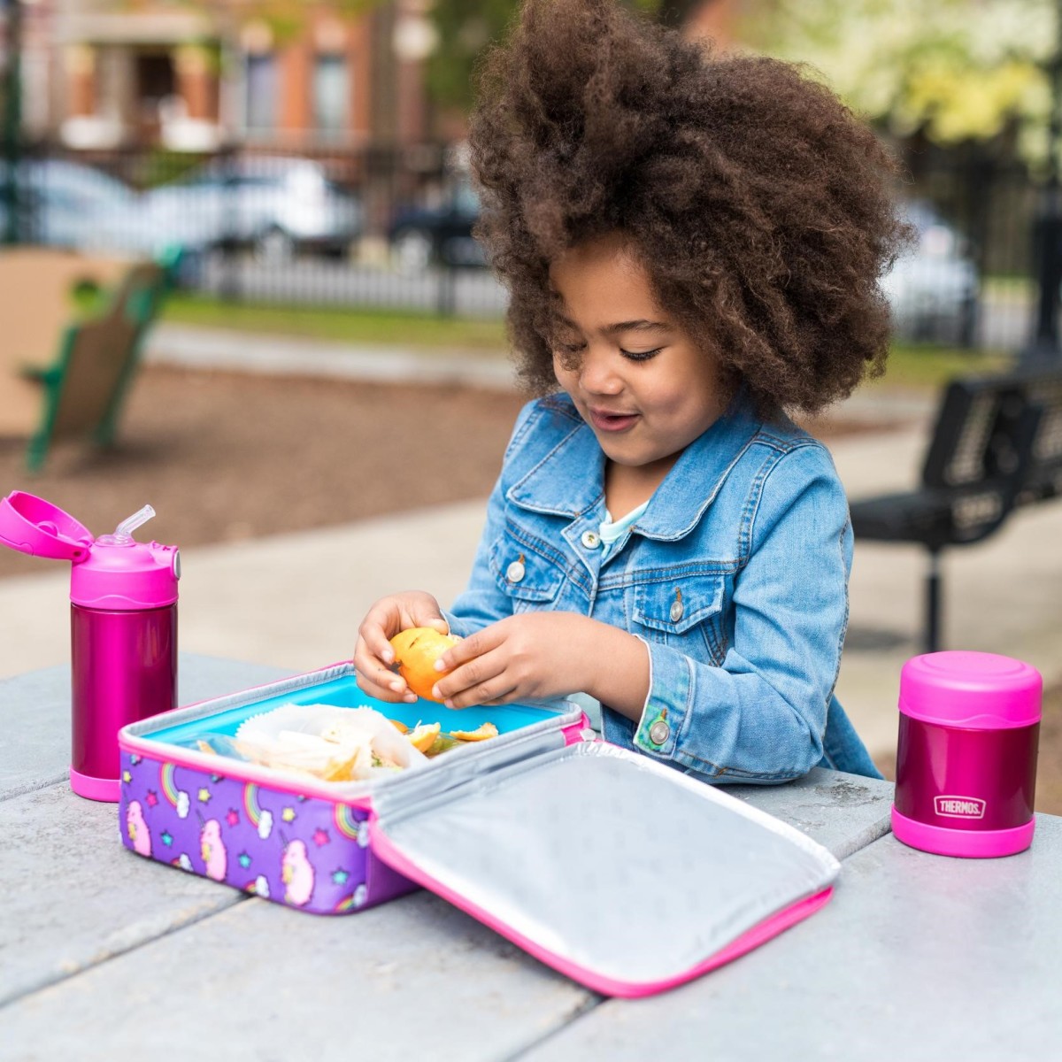 Back-to-School Lunchbox Trends - MomTrends