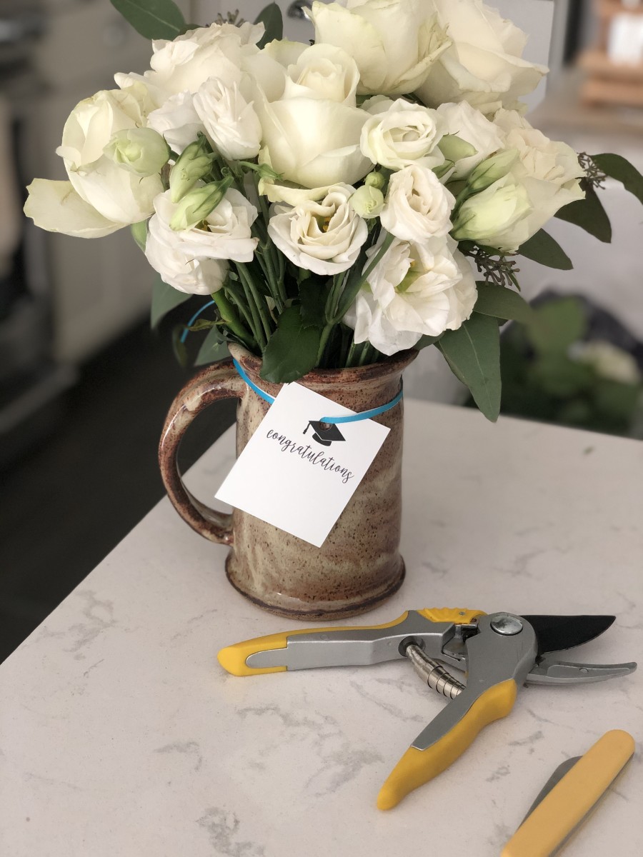 I'm a florist – how to prep your flowers and stop them from drooping FOR  FREE