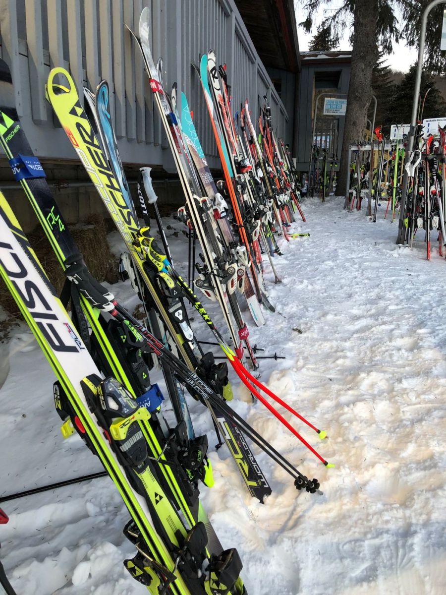 Save Money at the Best 2022 Ski Swaps MomTrends