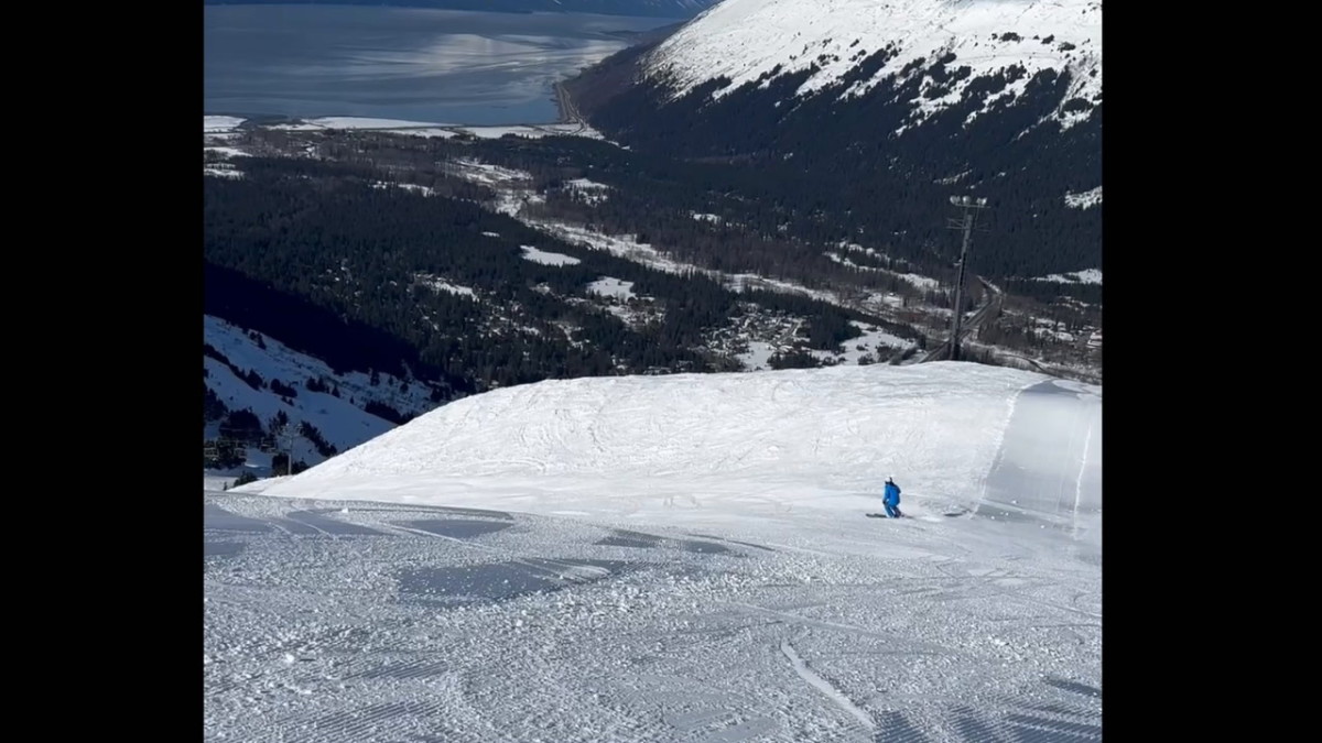 Alyeska Resort Ski Video - MomTrends