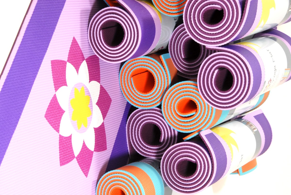 The Little Yoga Mat - MomTrendsMomTrends