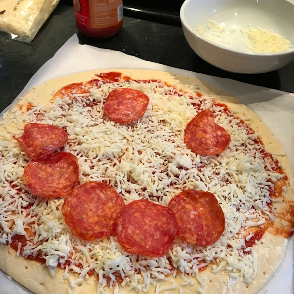 6 Reasons to Make DIY Pizza With Your Kids - MomTrendsMomTrends